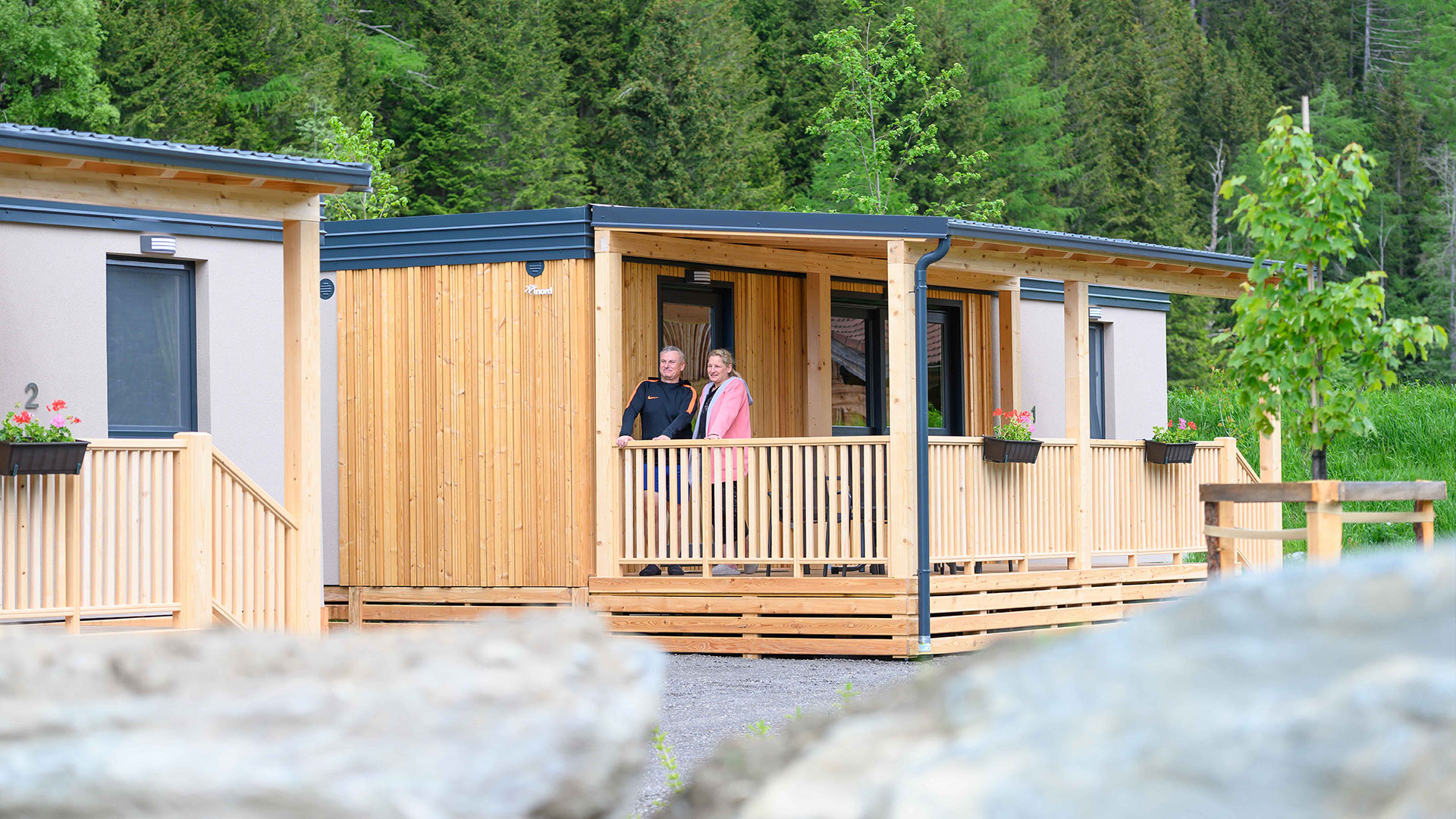 Stilvolles Mobilhome mit Terrasse im HOCHoben Camping Resort